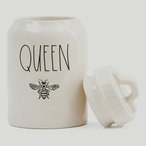 Meet your Posher, Rae